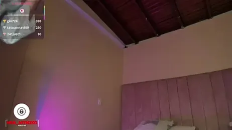 Mia_mtnz02 webcam model stream image