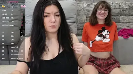 Vika_loves_you webcam stripchat model stream image