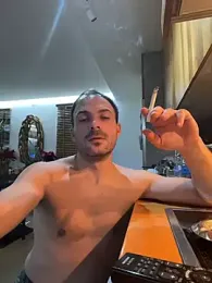 Adventurehotman webcam stripchat model stream image