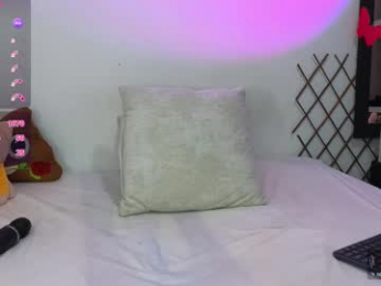 milky__boy_ webcam model stream image