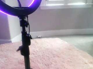 sissytrixiee webcam model stream image