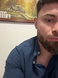 chockfit webcam model stream image