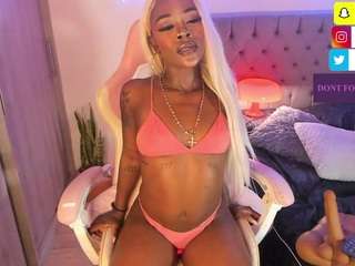 taylor-west webcam model stream image