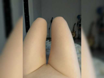 hubabuba_ webcam model stream image