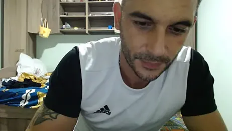 LonelyShepperd webcam model stream image