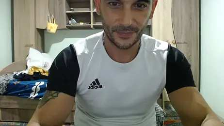 LonelyShepperd webcam model stream image