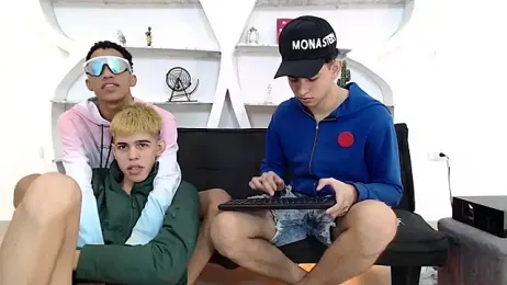 KING_OFF_BOYS webcam stripchat model stream image