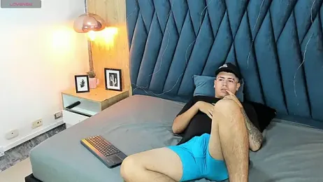 Enzo_issis webcam model stream image
