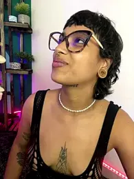 LollaByer webcam stripchat model stream image