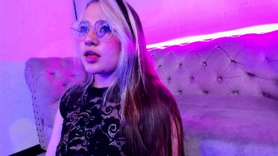 Aliiceyong webcam model stream image