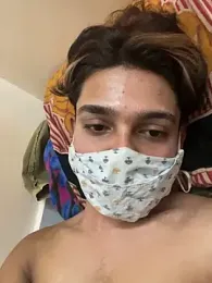 Vivaan_25 webcam model stream image