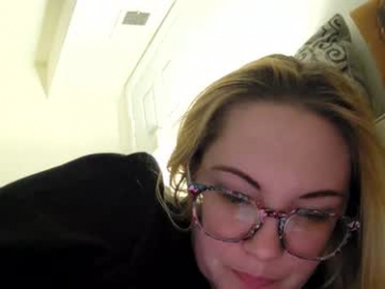 x_dreamgirl_x webcam model stream image
