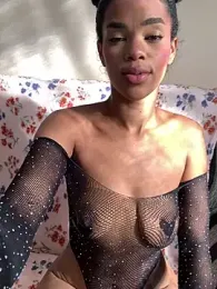 Cammgirlmii webcam model stream image