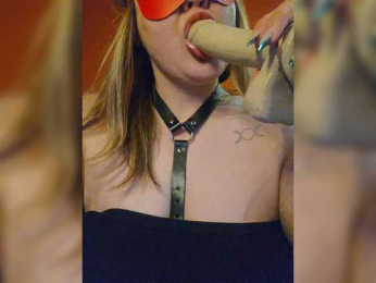 MariKyri webcam model stream image