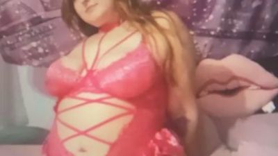 arielemerald webcam model stream image
