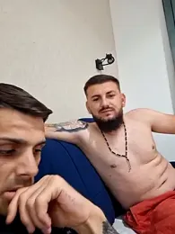 Cuci12 webcam model stream image