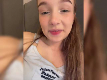 -BabyMia- webcam model stream image