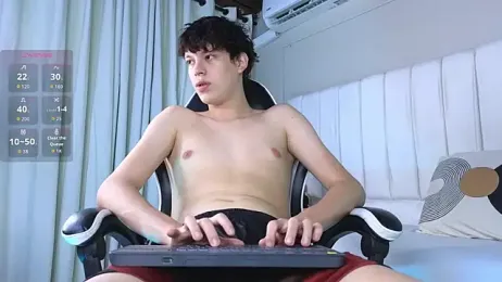 Nicola_hard webcam model stream image
