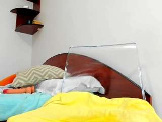 lexisquirt webcam model stream image