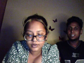 Onecutecouple webcam model stream image