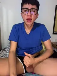 CamiRojas_boy webcam model stream image