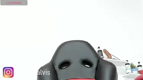 Kloe-squirts webcam stripchat model stream image