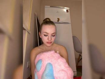 Darina_Royce_ webcam model stream image