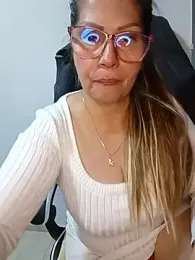 Tata-07 webcam model stream image