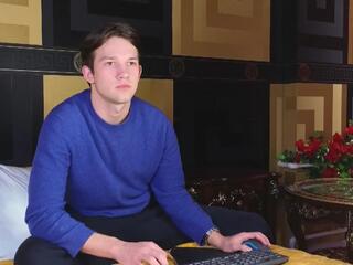 James Raw webcam model stream image