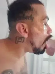 Cnutt310 webcam model stream image