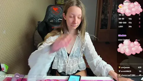 cutieMila webcam model stream image