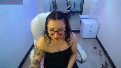 Nicolee_01 webcam model stream image