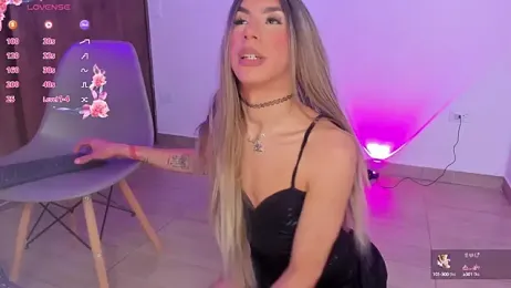 PrettiestKathoey webcam model stream image