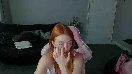 Red_firesquirt webcam model stream image