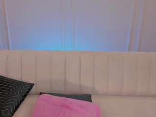 lindseycox webcam model stream image