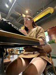 Emily_9xx webcam model stream image