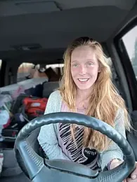 GoldenFlameGoddess webcam model stream image