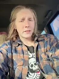 GoldenFlameGoddess webcam model stream image