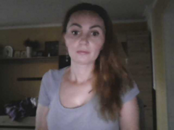 TessBertie webcam model stream image