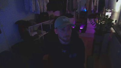 Needattention21 webcam cam4 model stream image