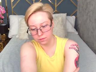 Jade Svensson webcam flirt4free model stream image