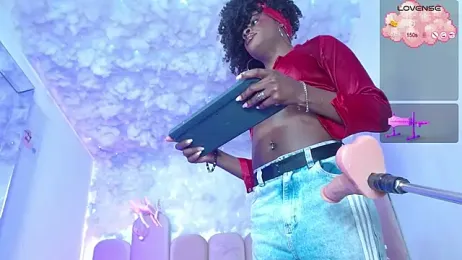 puca_ebony webcam model stream image