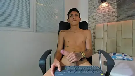 Xander_owen webcam model stream image