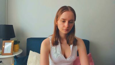GraceAlluring webcam model stream image