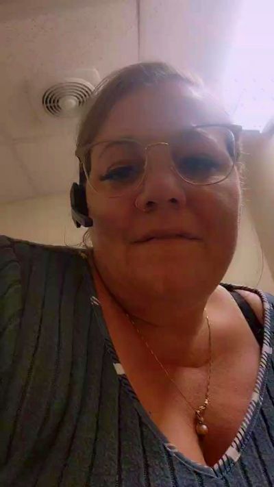 Appleass_Milf webcam model stream image