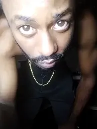 Benhtenblak webcam model stream image