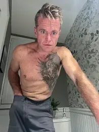 DILFiGuess1 webcam model stream image
