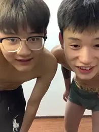 KK-cuteboy webcam model stream image