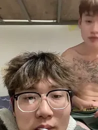 KK-cuteboy webcam model stream image