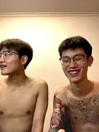 KK-cuteboy webcam model stream image